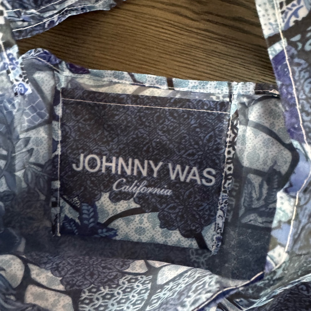 NEW Johnny Was reusable packable nylon tote bag with pocket. - Picture 3 of 4